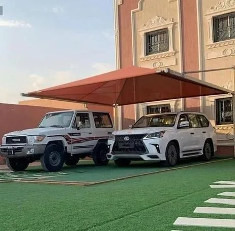 أفضل لون لمظلة سيارة قماشية يقلل الحرارة بالرياض