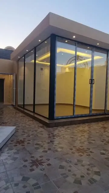 شراء تركيب  غرف ساندوتش بنل حي العقيق