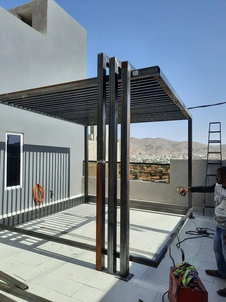 أبغى أركب جلسة خارجية مع برجولة كم المساحة المطلوبة الرياض