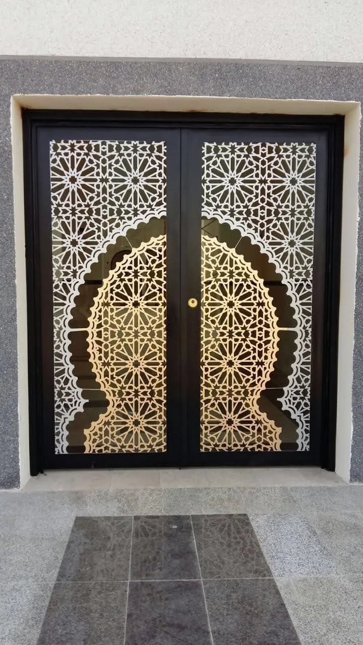 تصميم أبواب ليزر حديثة افخم ورشة بالرياض