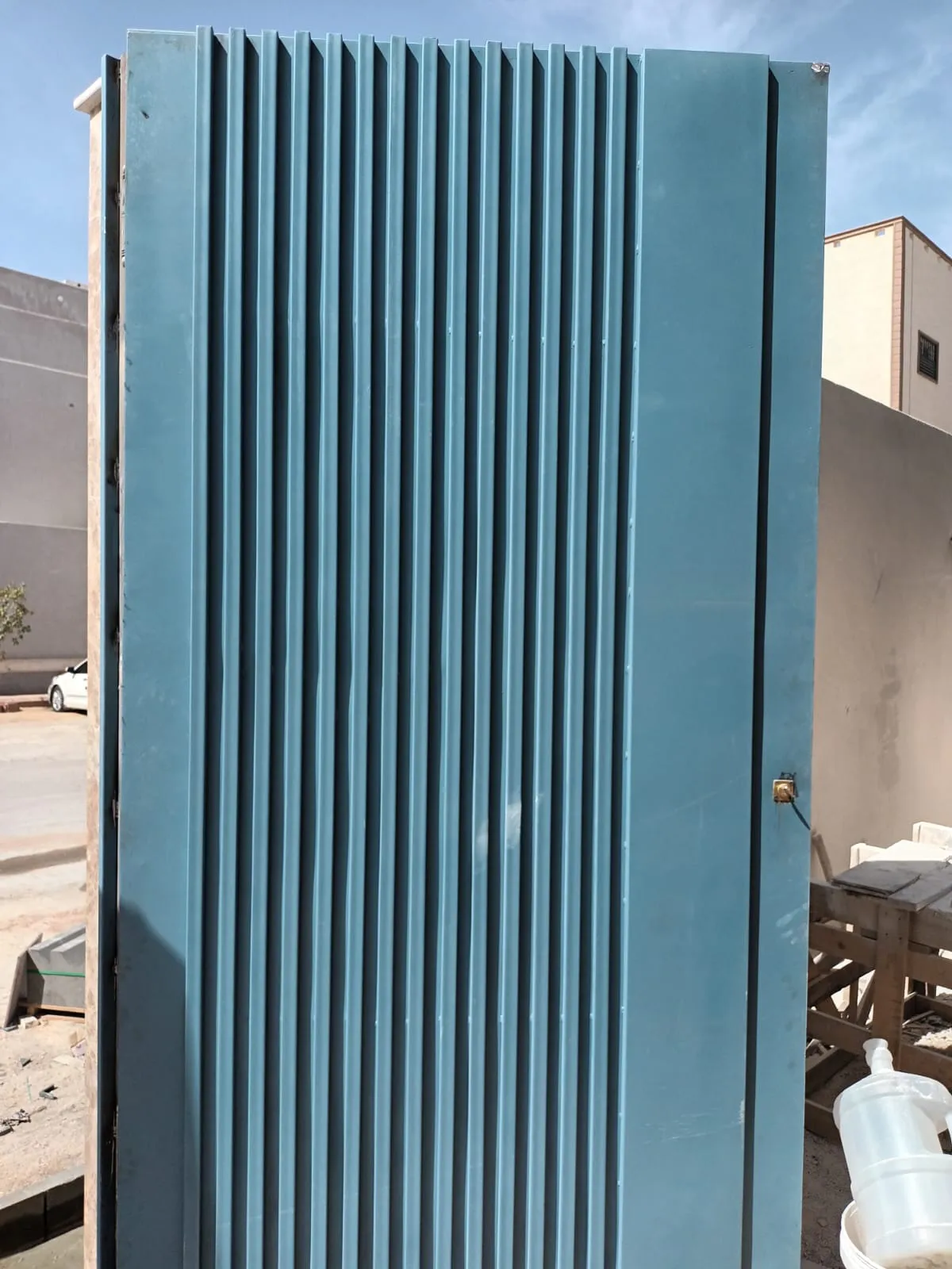 أفضل أنواع أبواب كلادينج بأسعار مناسبة الرياض