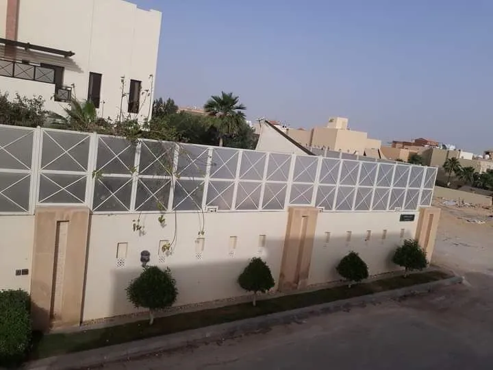 تركيب سواتر لكسان للفلل والمنازل والمباني جنوب الرياض