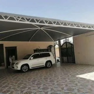 مظلات خارجية للسيارات  مواقف شمال الرياض