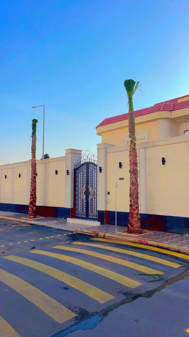 مظلات قماش للحدائق توفر ظل وأناقة للمساحات الرياض
