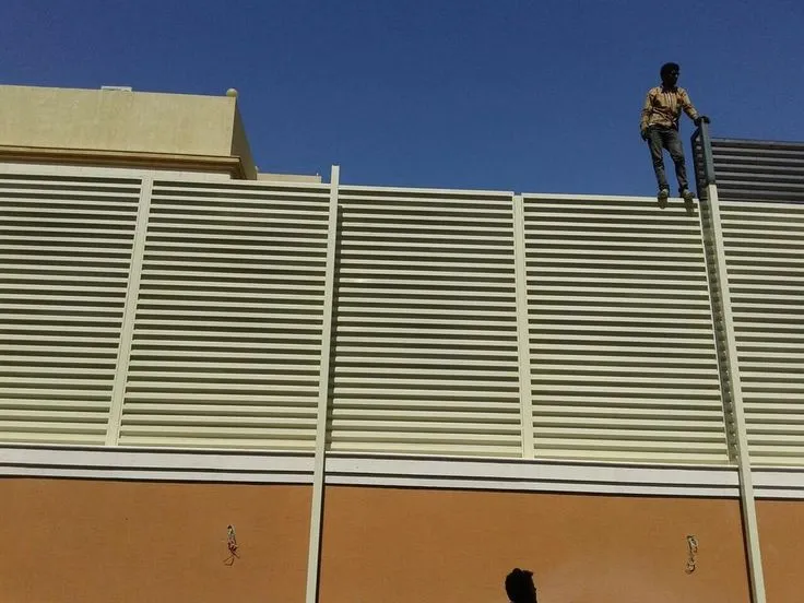 تركيب سواتر لكسان شفافة بأسعار مناسبة في الرياض
