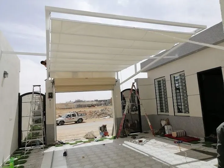 مظلات سيارات متحركة بالرياض – جودة وخامات مقاومة للشمس