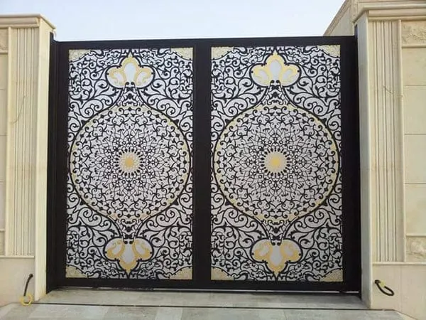 ورشة بيبان حديد توفر جميع المقاسات والأشكال بالرياض