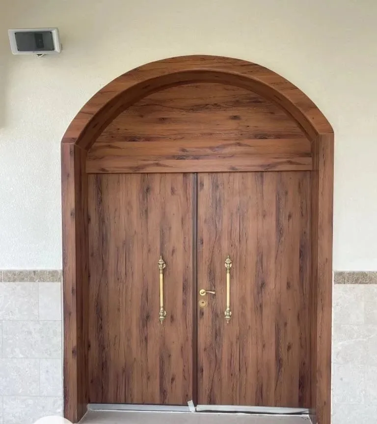 أسعار أبواب الكلادينج حي الحمراء