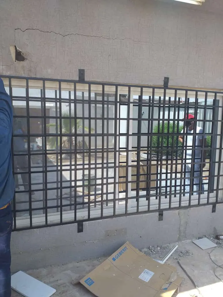 مقاول حداد لحام لحمايات حديد ضد السرقة حي البن و الربيع