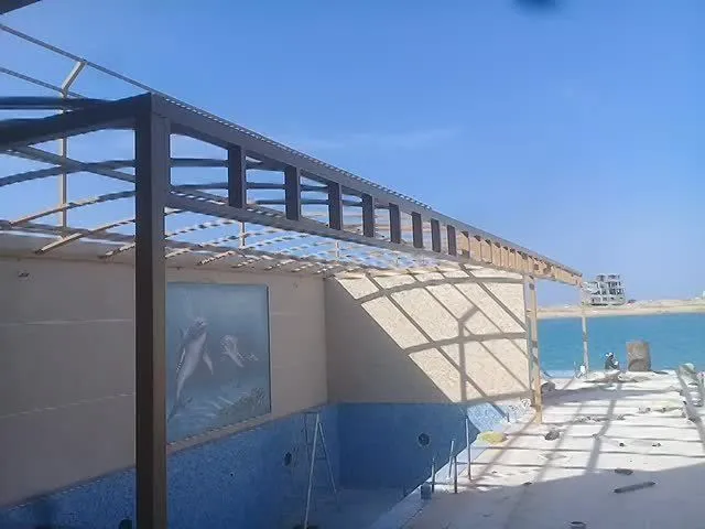 مظلات مسابح بأقمشة مقاومة للأشعة فوق البنفسجية الرياض