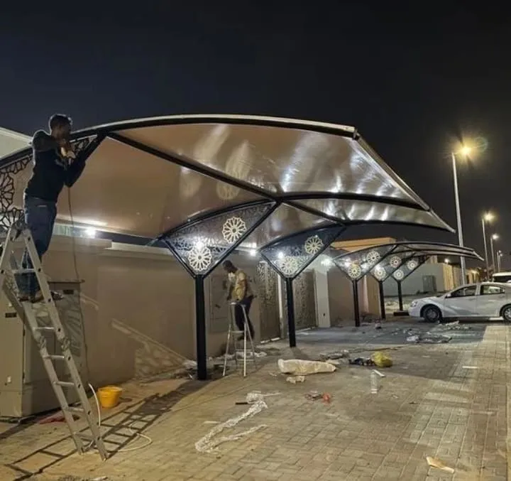 مظلات ساندوتش بنل فخمة للمواقف والمداخل والمسابح حي الربيع