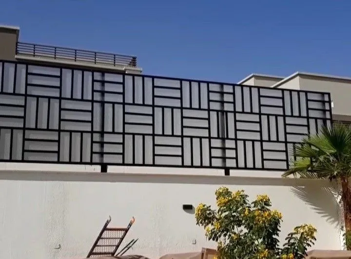 أسعار السواتر الحديد| تصميم سواتر خارجية في الرياض