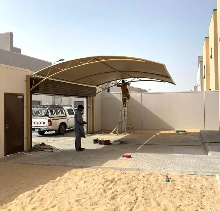 مقاول مظلات سيارات للمدارس في الرياض