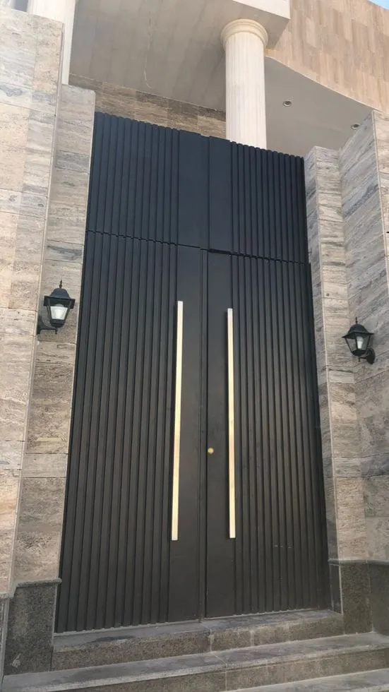 ورشة تلحيم حديد حدادة داخلية وخارجية شمال الرياض