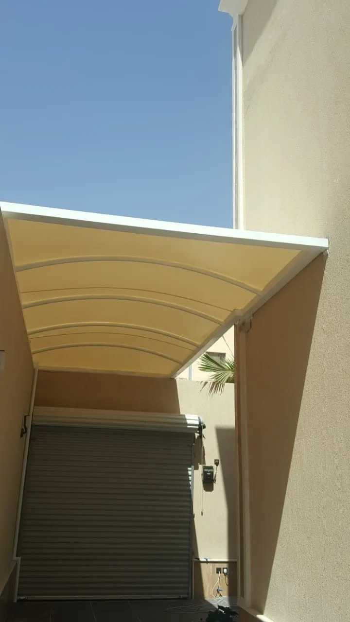 عمل مظلات سيارات تلبي احتياجات العملاء في الرياض