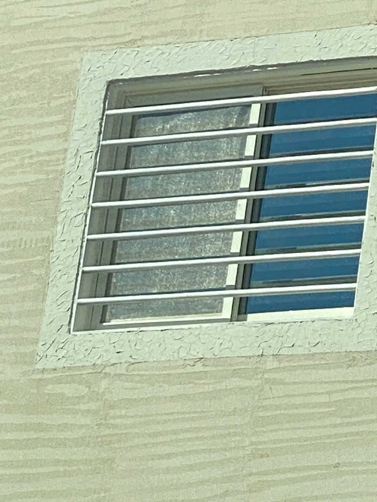 صيانة وتصليح شبابيك الألمنيوم في الرياض