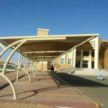 أشكال مظلات مواقف سيارات حديثة تناسب الفلل والشركات الرياض