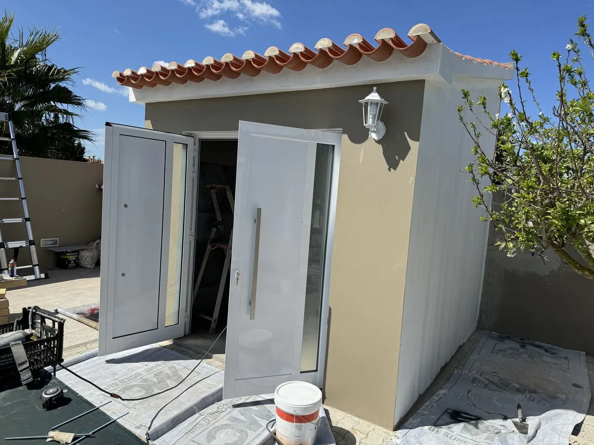 شراء تركيب ساندوتش بانل باقل سعر بالرياض