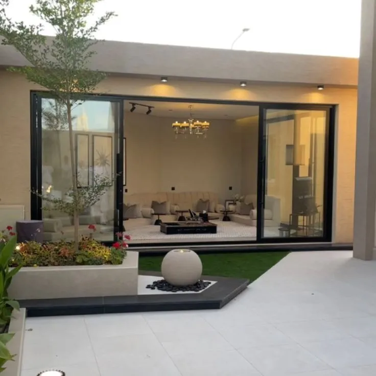 ديكور مجالس زجاج بإضاءة مخفية بالرياض