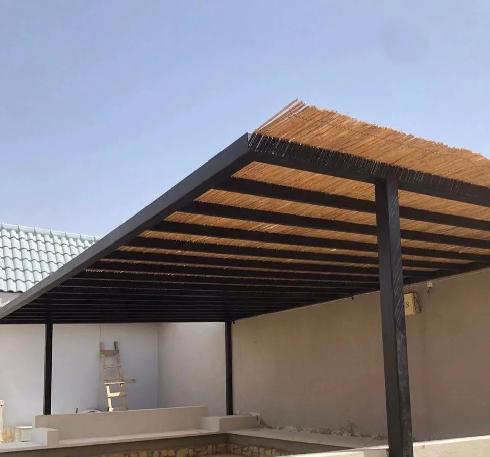 تركيب مظلة خشبية مدخل الرياض