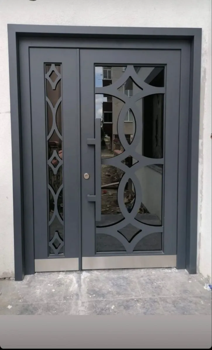 حداد متنقل  للصيانة  الابواب السريعة الرياض