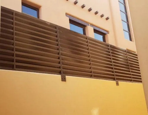 كم  سعر لوح  سواتر شرائح  حي  طويق