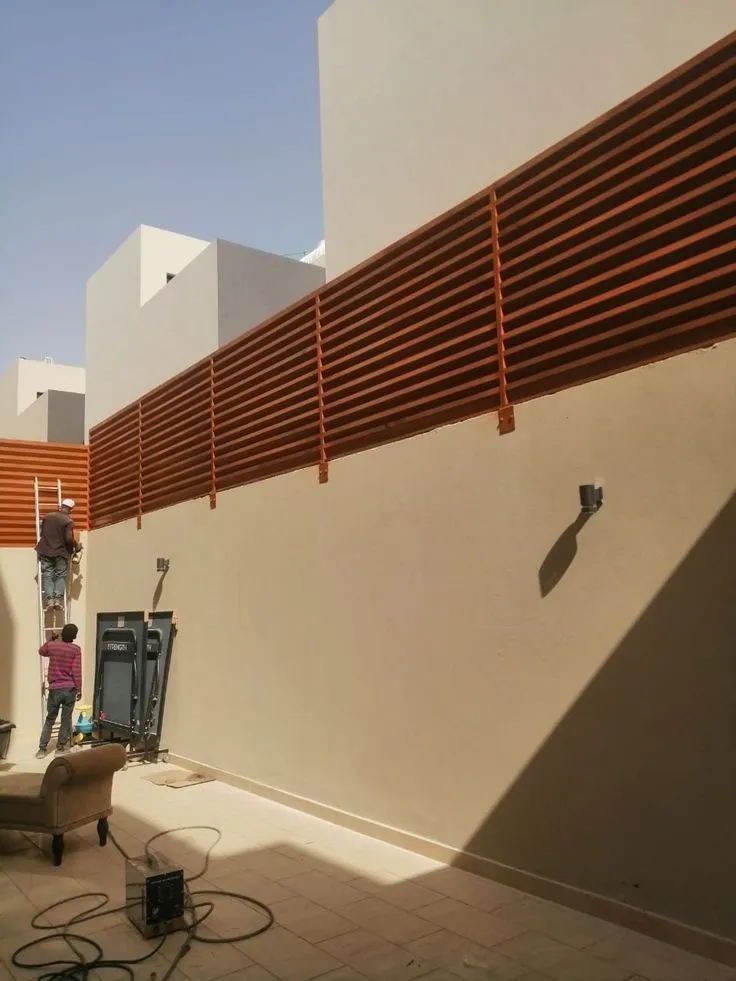 سواتر خشبية شرائح في جنوب الرياض